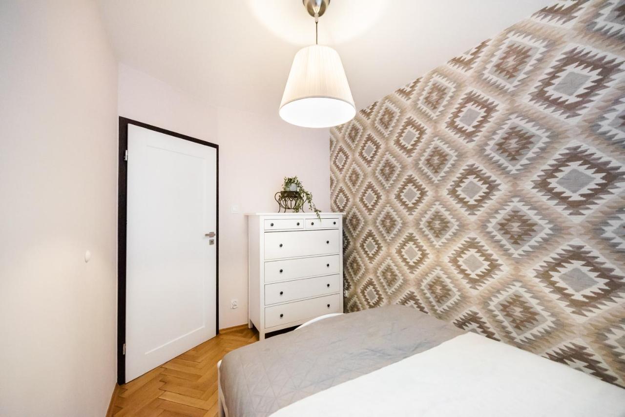 Metro Swietokrzyska Boho Aesthetic Apartment Warsaw Exterior photo