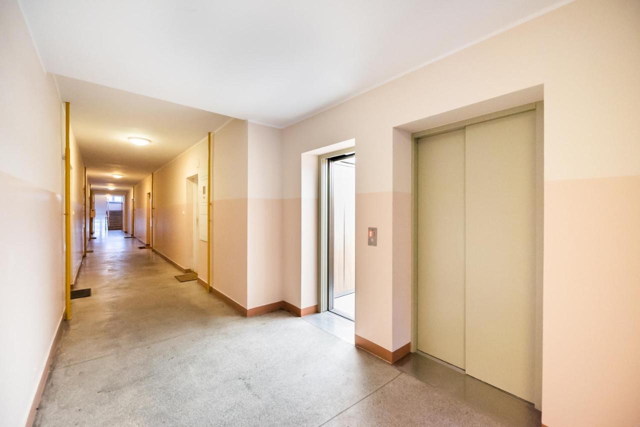 Metro Swietokrzyska Boho Aesthetic Apartment Warsaw Exterior photo